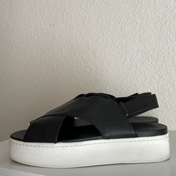 Vince Weslan Criss Cross Leather Sandal Platform - Picture 4 of 14